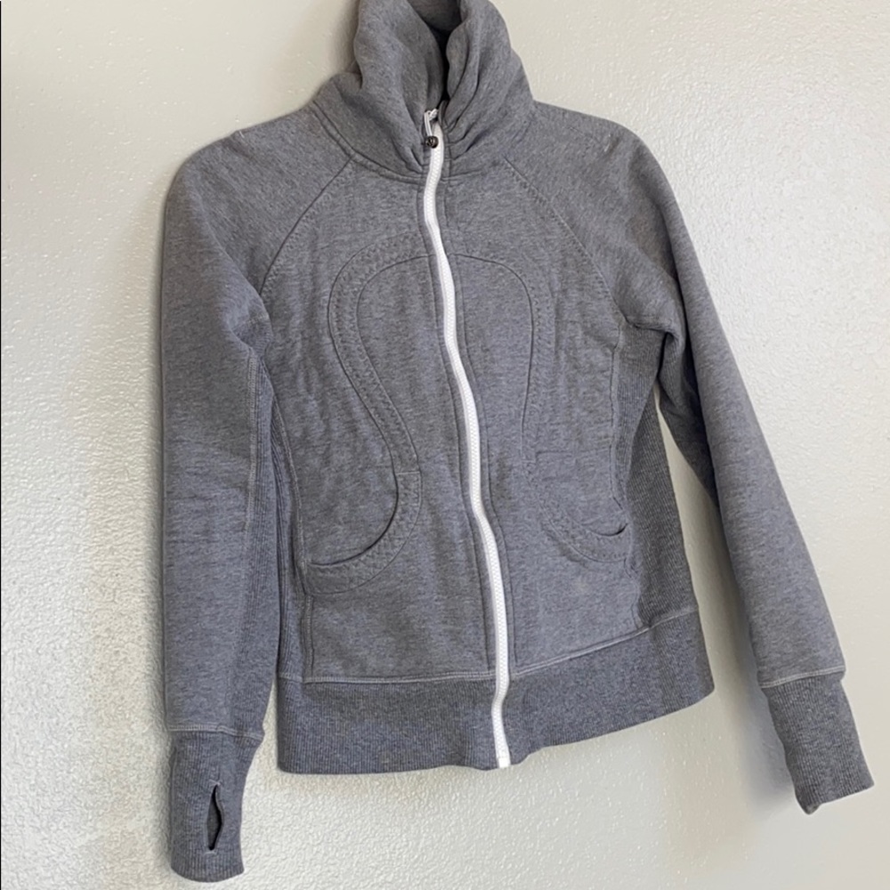 Lululemon Sweatshirt